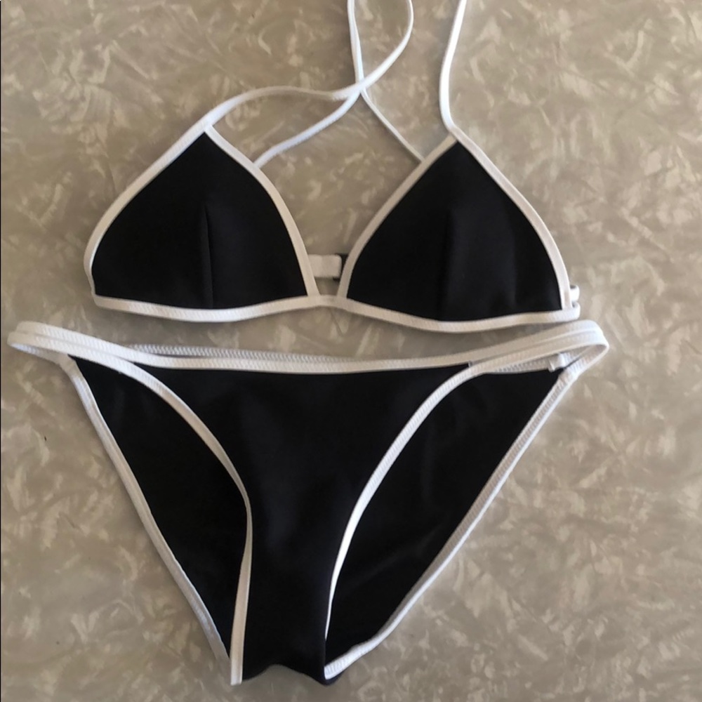 Victoria’s Secret bikini size small top and bottom